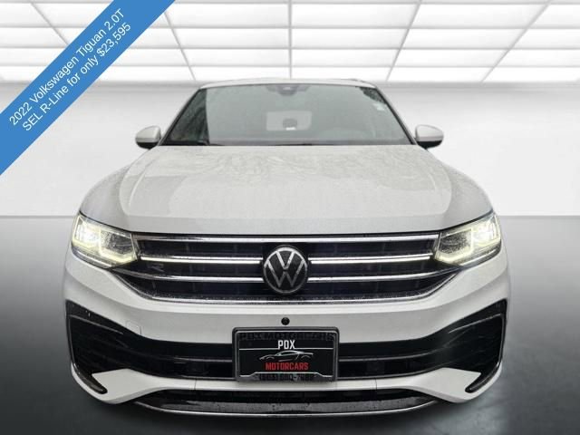 Used 2022 Volkswagen Tiguan SEL R-Line image 2