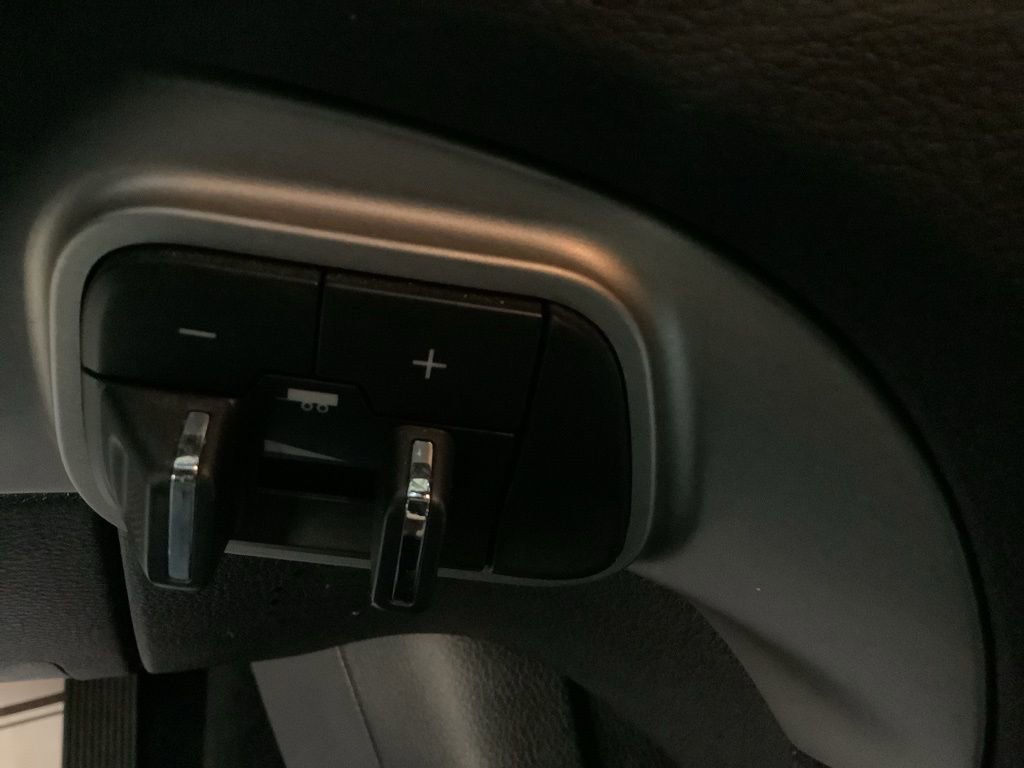 Used 2020 Dodge Durango SXT image 28