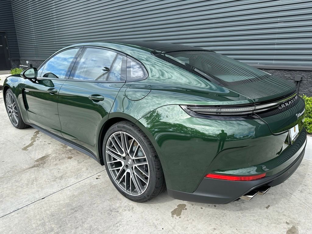 Used 2025 Porsche Panamera 4 image 3