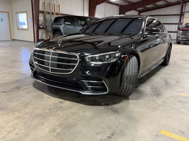Used 2022 Mercedes-Benz S 500 4MATIC image 3