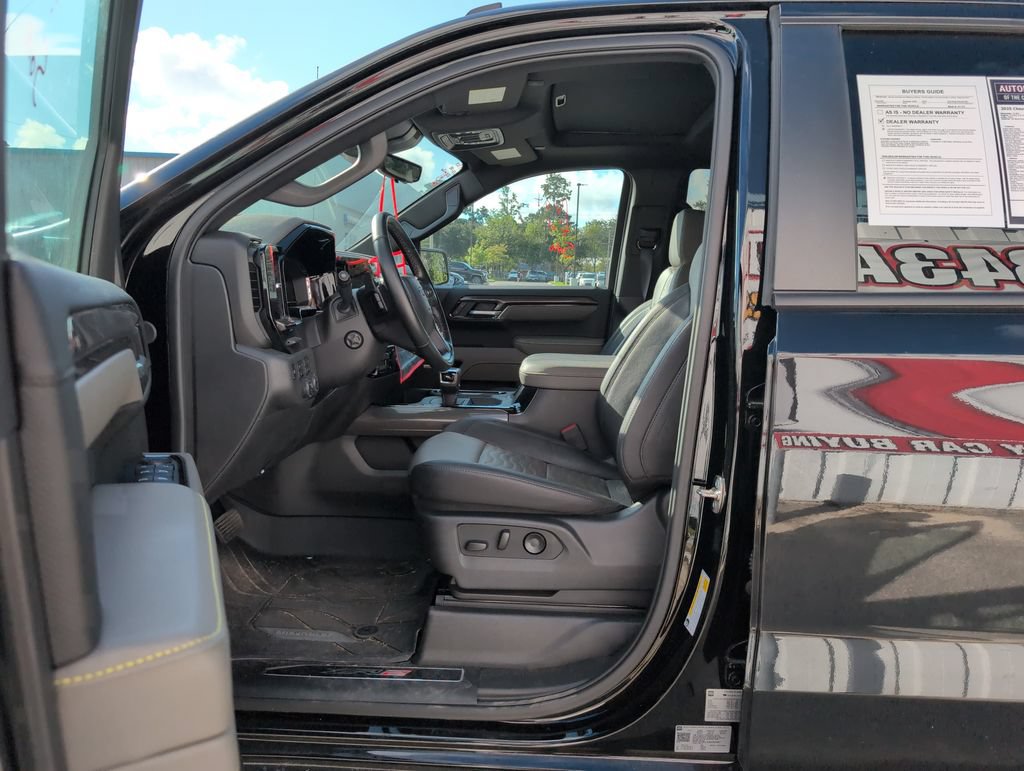 Used 2025 Chevrolet Silverado 1500 ZR2 w/ Technology Package AWD/4WD image 10