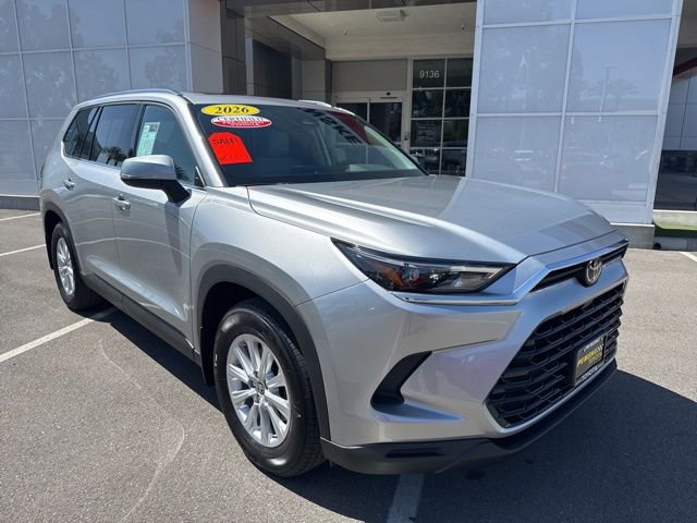 Certified 2026 Toyota Grand Highlander XLE FWD image 4