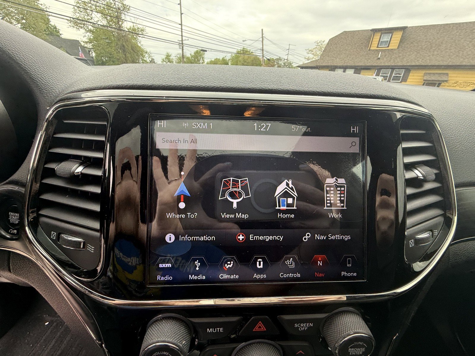 Used 2019 Jeep Grand Cherokee Limited X image 12