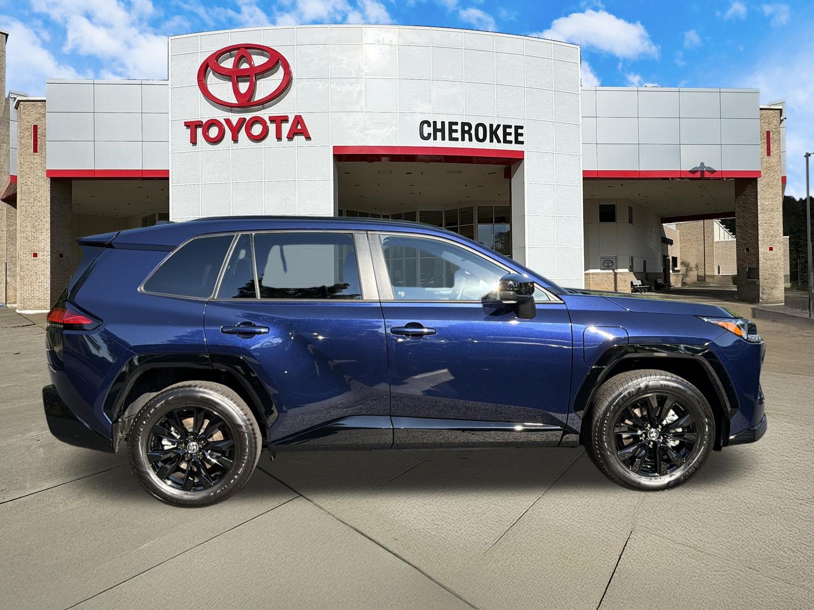 Used 2026 Toyota RAV4 SE w/ Convenience Package AWD/4WD image 4