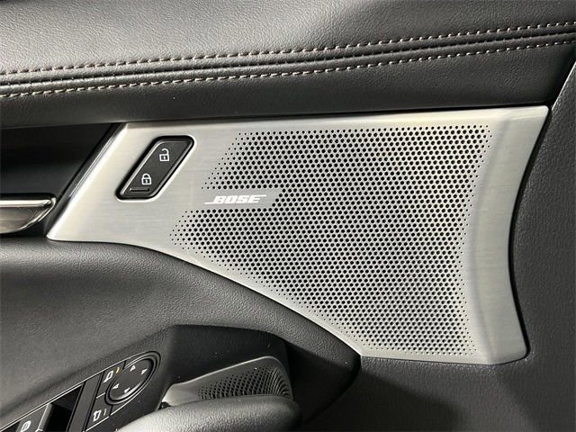 New 2026 MAZDA MAZDA3 Hatchback w/Premium Plus Pkg image 11