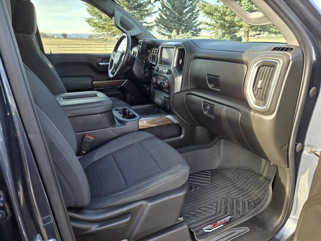 Used 2022 Chevrolet Silverado 1500 LT Trail Boss w/ LPO, Dark Essentials Package image 23