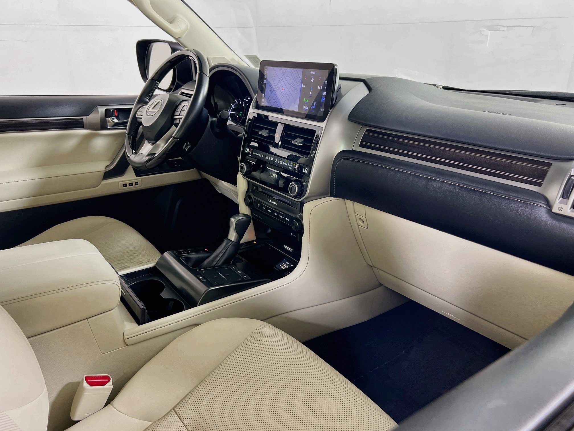 Used 2022 Lexus GX 460 Premium w/ Premium Package AWD/4WD image 30