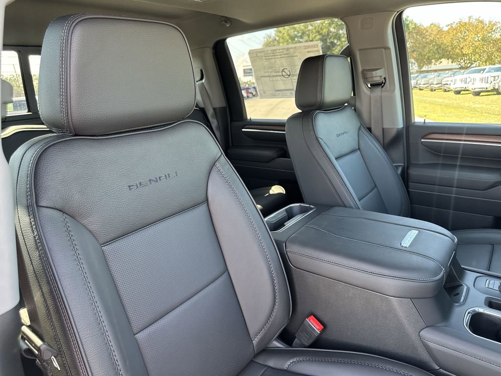 New 2026 GMC Sierra 2500 Denali w/ Denali Reserve Package image 38
