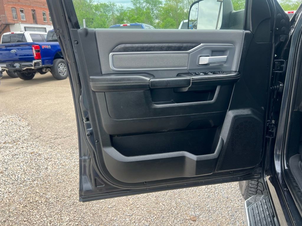 Used 2021 RAM 2500 Big Horn image 11