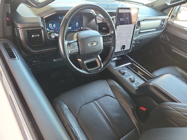 Used 2024 Ford Expedition Max Platinum AWD/4WD image 6