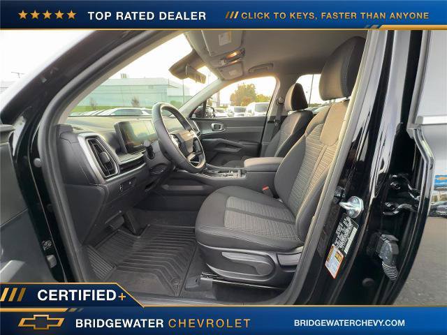 Used 2026 Kia Sorento LX FWD image 16