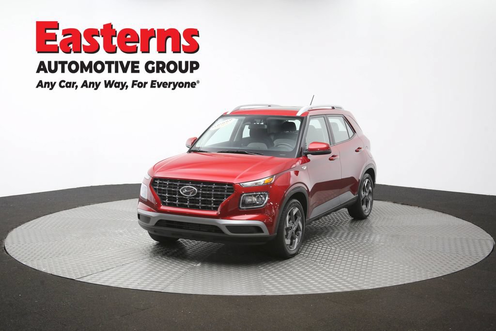 Used 2025 Hyundai Venue SEL FWD image 56