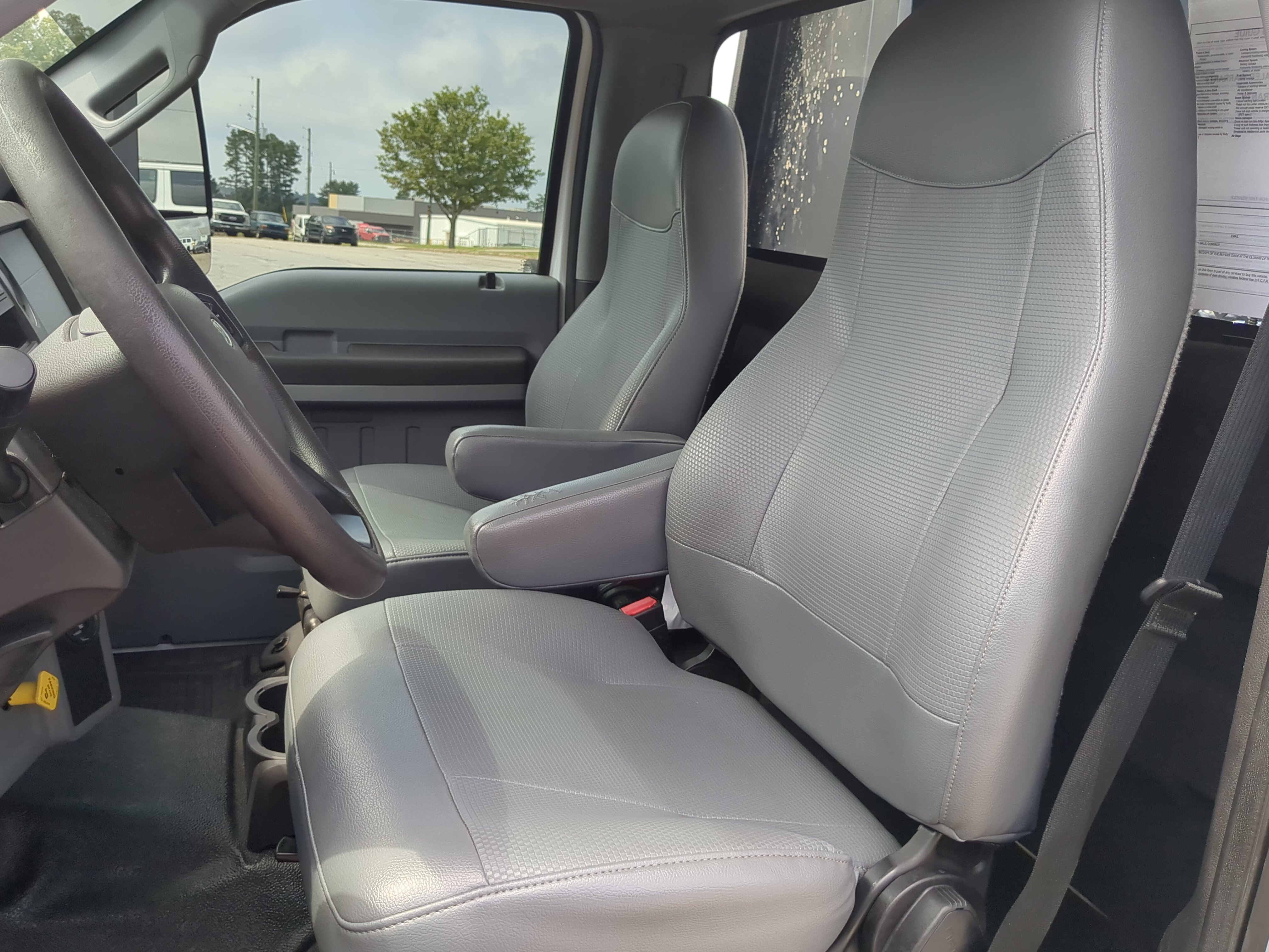 Used 2021 Ford F750 2WD Regular Cab Super Duty image 12