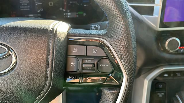 Used 2023 Toyota Tundra Platinum image 10