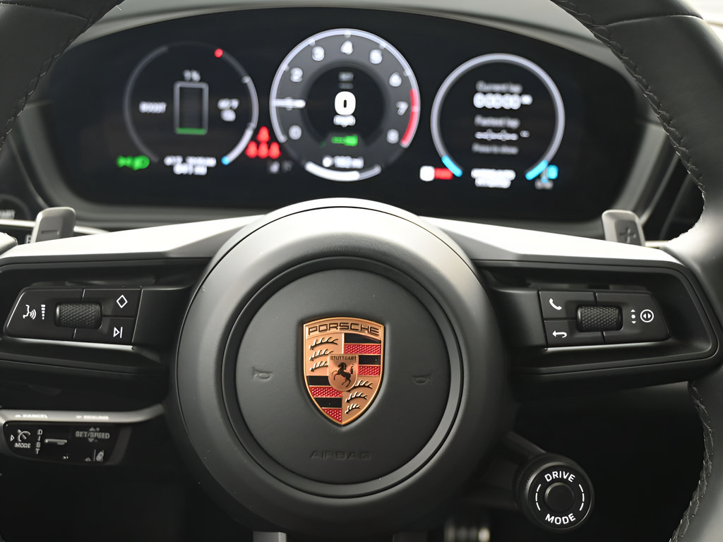 Certified 2025 Porsche Cayenne S AWD/4WD image 21