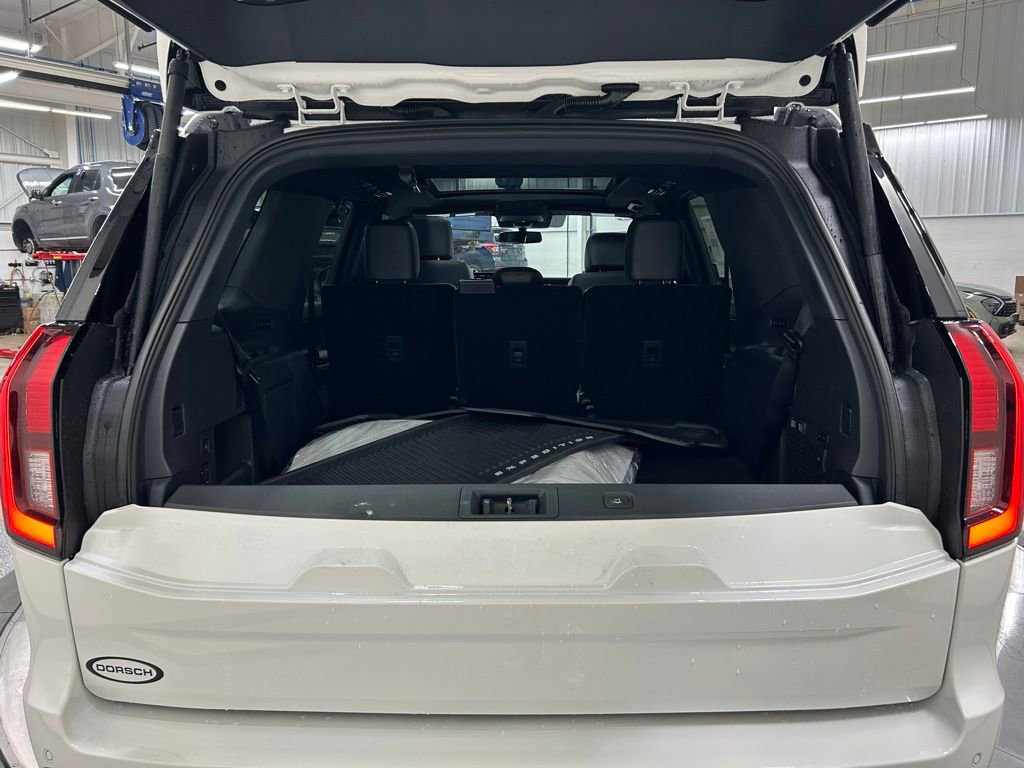 New 2025 Ford Expedition Tremor image 33