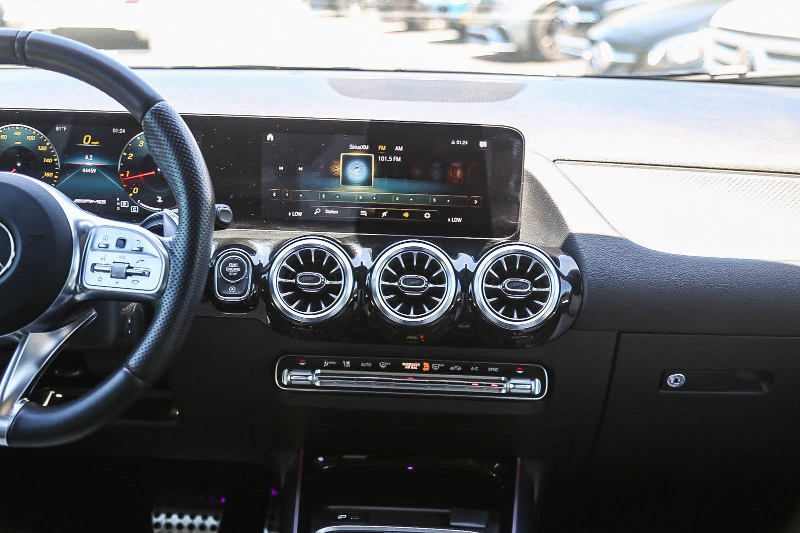 Certified 2022 Mercedes-Benz GLA 35 AMG 4MATIC image 11