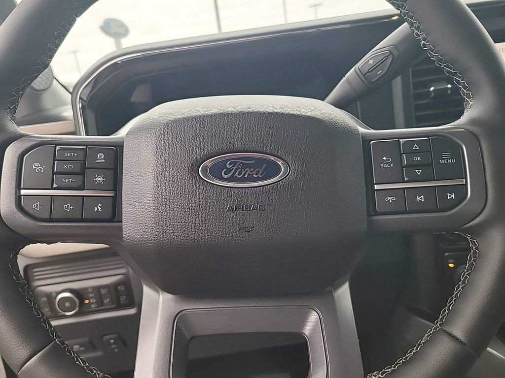 New 2025 Ford F250 Lariat w/ Lariat Ultimate Package AWD/4WD image 13