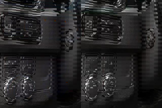 Used 2025 GMC Yukon Denali image 24