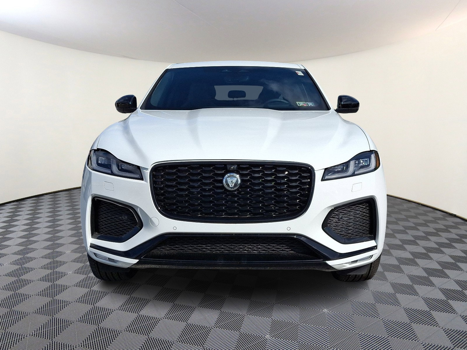 New 2026 Jaguar F-PACE R-Dynamic S image 6