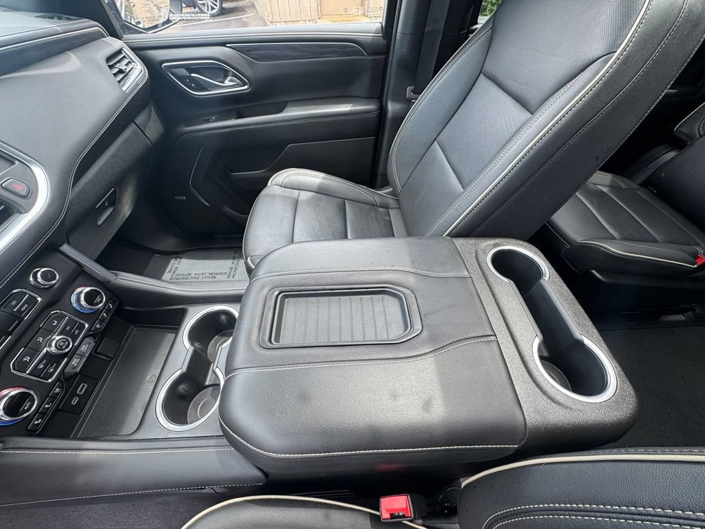 Used 2024 GMC Yukon XL SLT w/ SLT Luxury Package AWD/4WD image 20