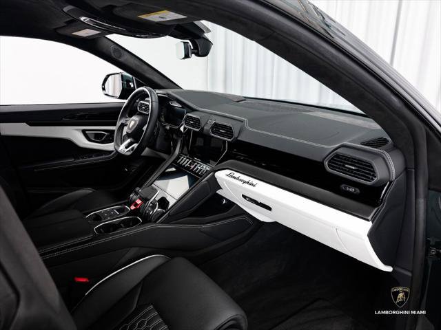 Used 2024 Lamborghini Urus S AWD/4WD image 32