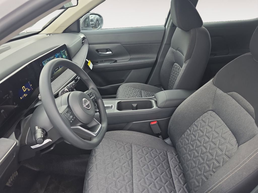New 2026 Nissan Kicks SV w/ SV Premium Package AWD/4WD image 9