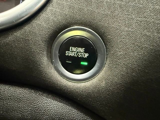 Used 2021 Chevrolet Malibu LT image 40