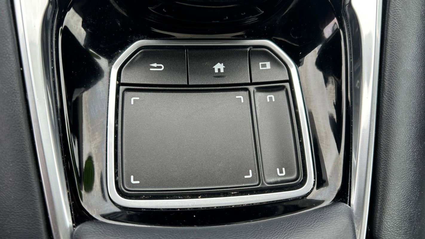 Used 2020 Acura RDX SH-AWD image 37