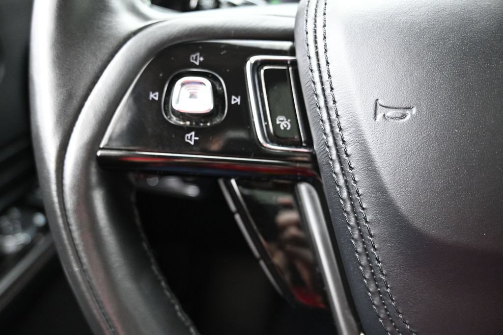 Used 2022 Lincoln Aviator Reserve w/ Equipment Group 201A AWD/4WD image 28