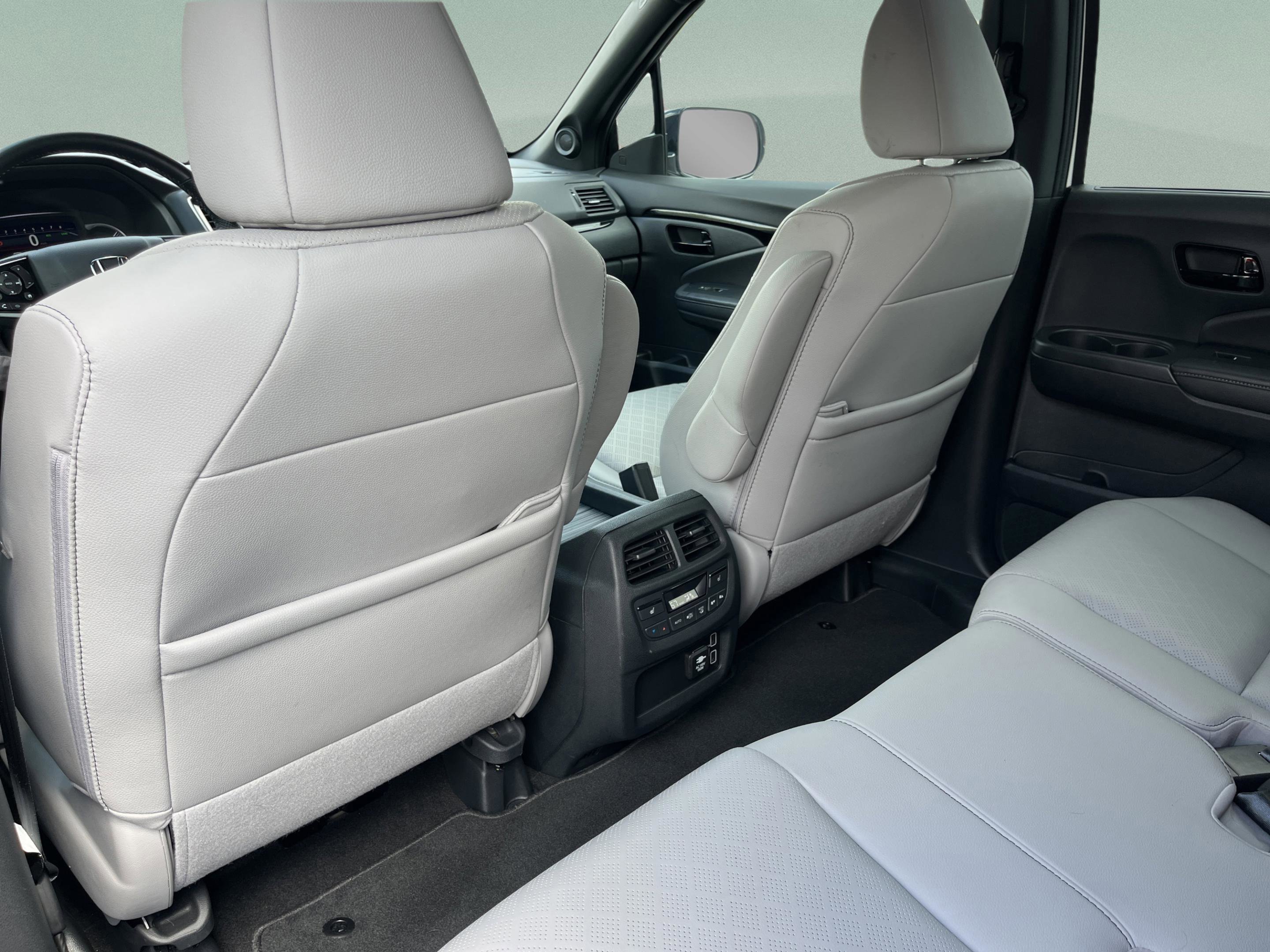 Used 2023 Honda Passport Elite image 28