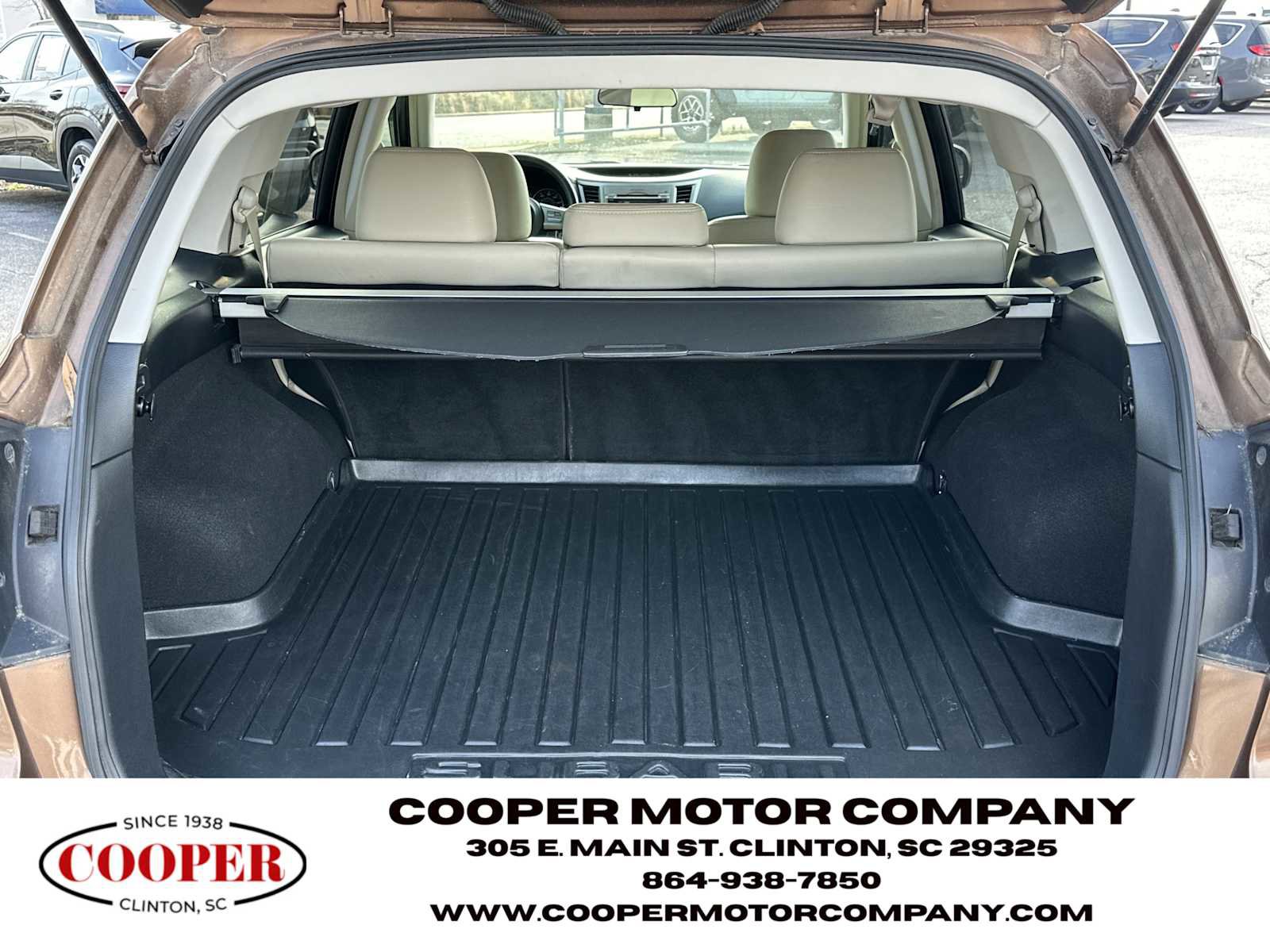 Used 2011 Subaru Outback 2.5i Limited image 18