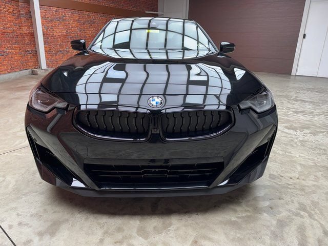 Used 2026 BMW 230i xDrive Coupe w/ Premium Package AWD/4WD image 8