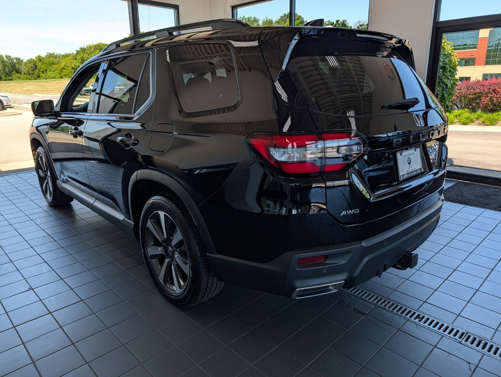 Used 2024 Honda Pilot Elite image 6