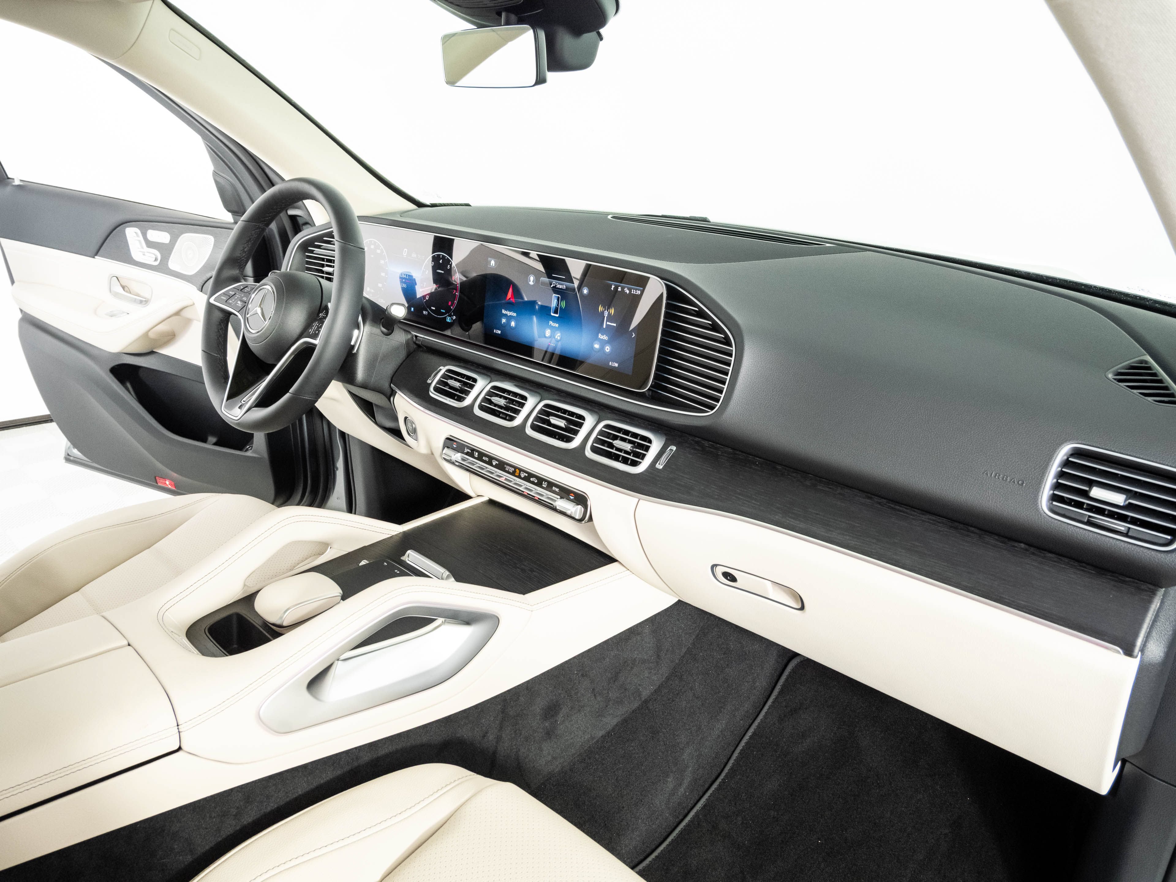 Used 2026 Mercedes-Benz GLE 450 4MATIC image 24