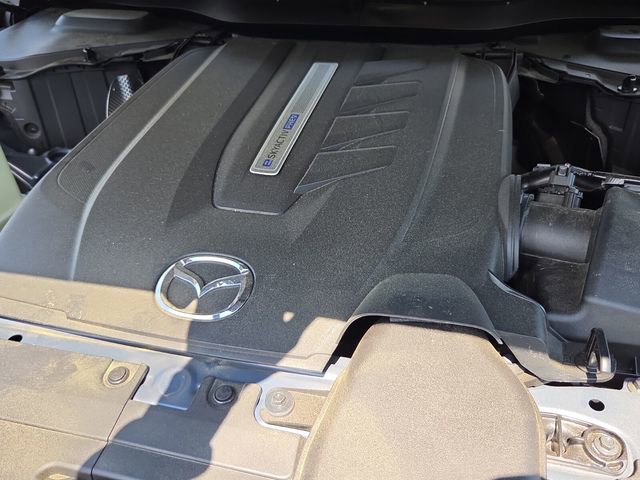 Certified 2025 MAZDA CX-70 Plug-In Hybrid w/ Premium Pkg AWD/4WD image 10