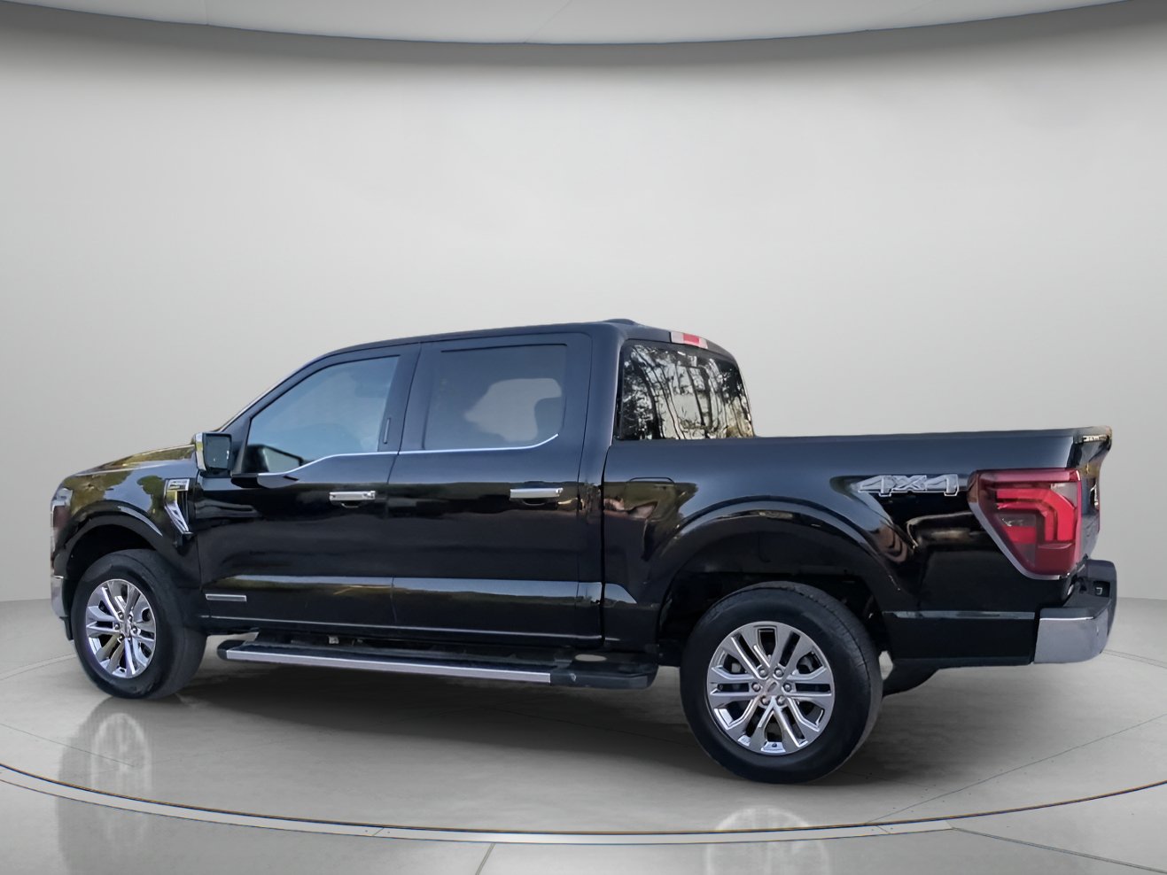 Certified 2024 Ford F150 Lariat w/ Equipment Group 502A High AWD/4WD image 20