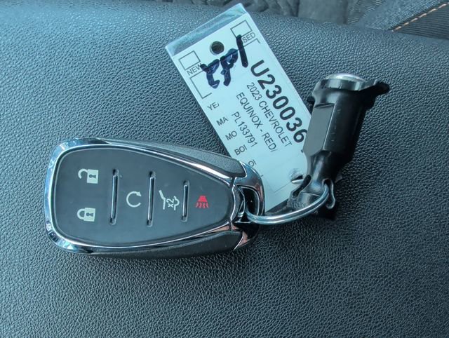 Used 2023 Chevrolet Equinox LT image 23