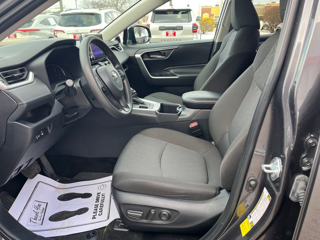 Certified 2024 Toyota RAV4 XLE image 9