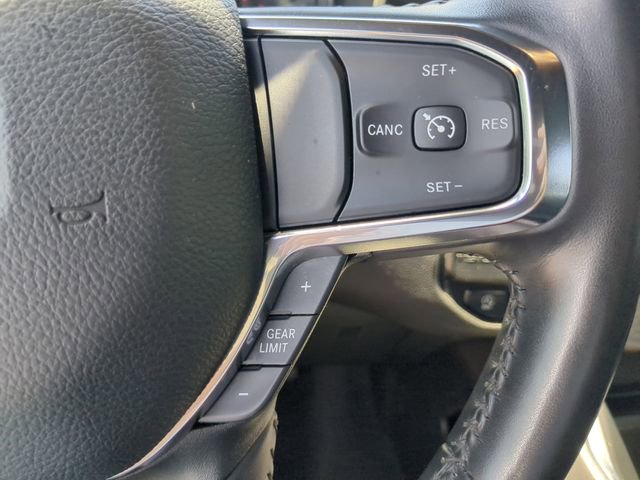 Used 2024 RAM 1500 Laramie RWD image 31