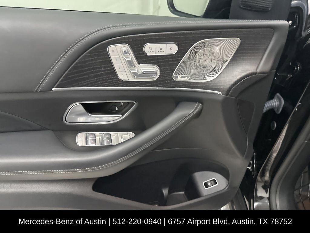 Certified 2022 Mercedes-Benz GLS 63 AMG 4MATIC image 11