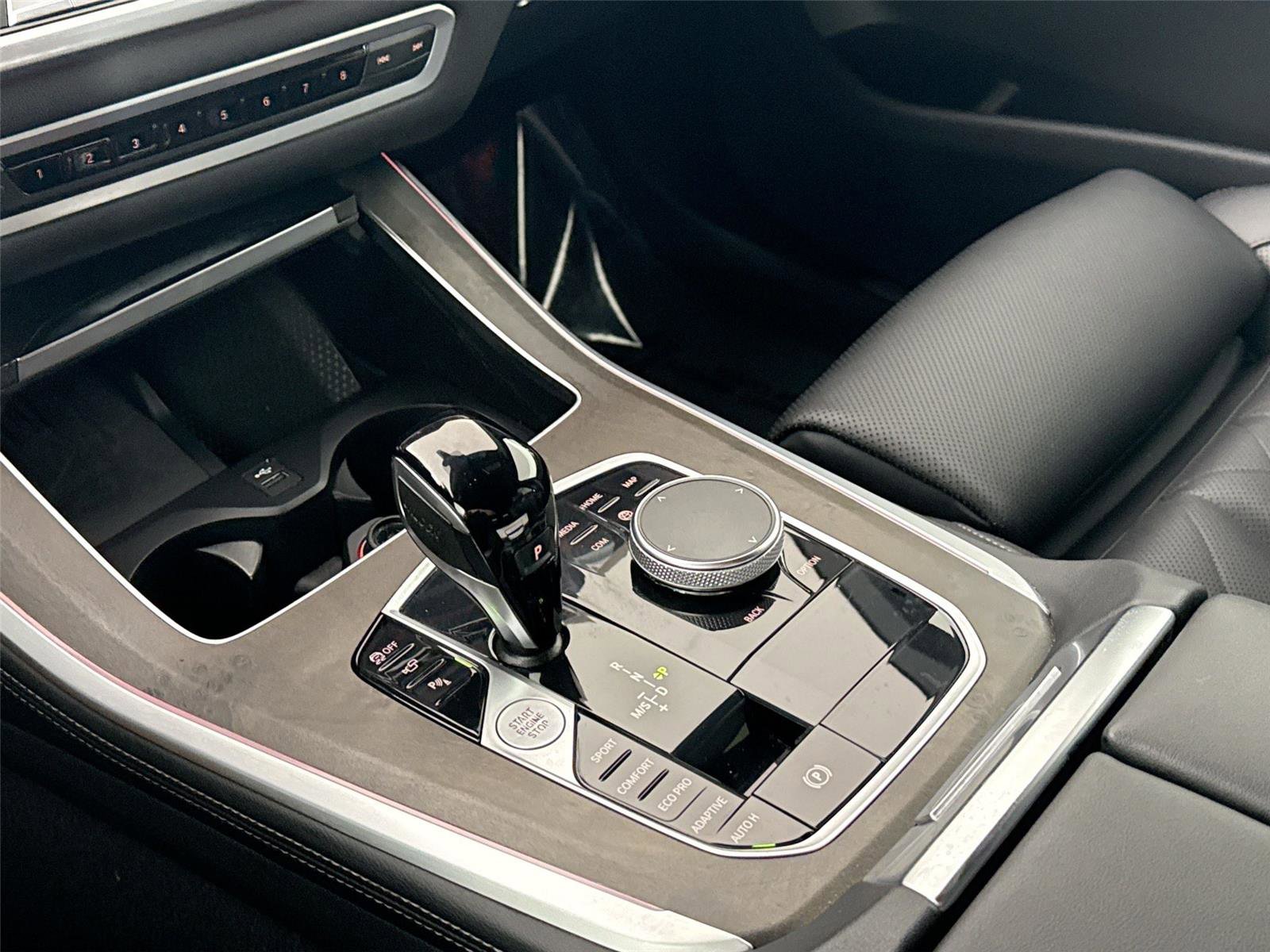 Used 2023 BMW X5 sDrive40i w/ Premium Package image 28