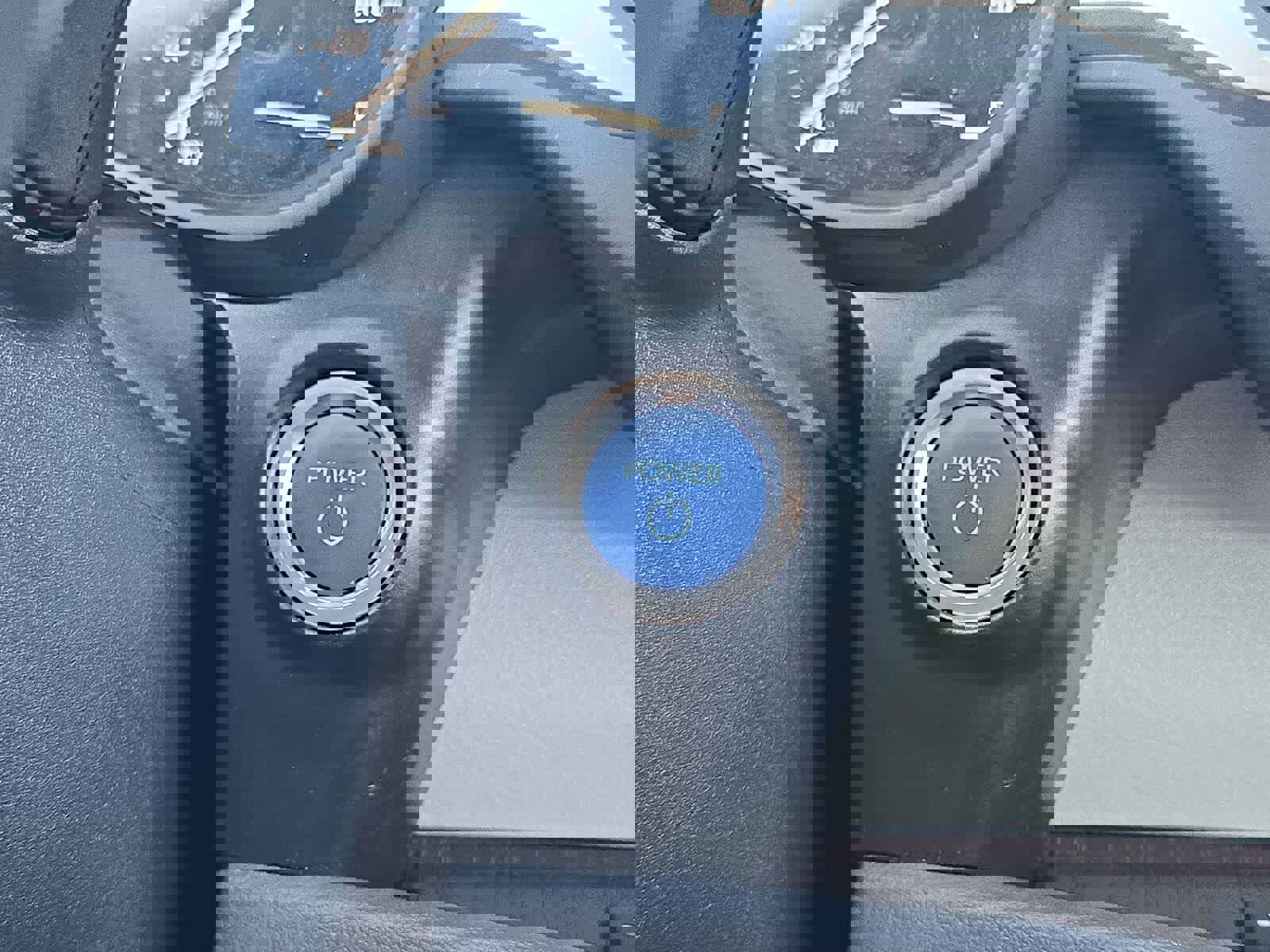 Used 2024 Toyota Sienna XLE image 27