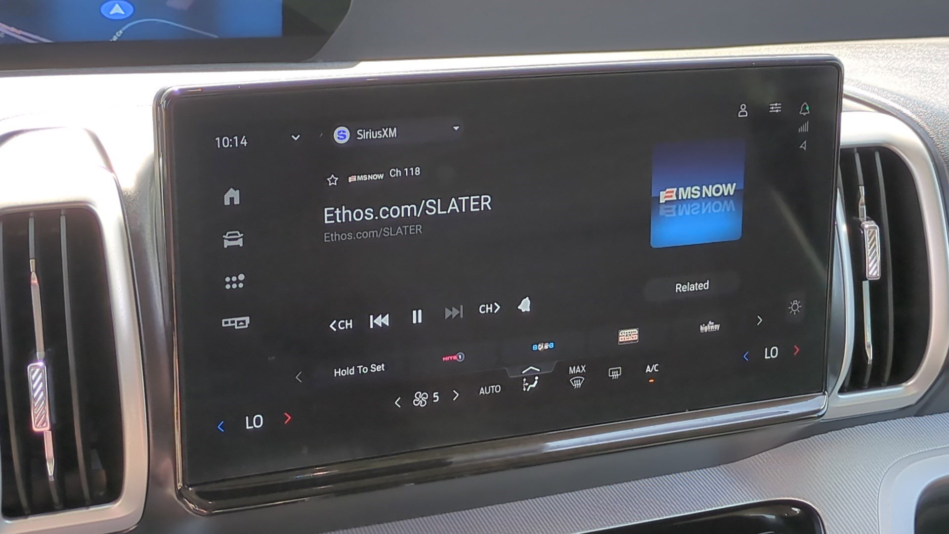 Used 2025 Ford Expedition Active image 21