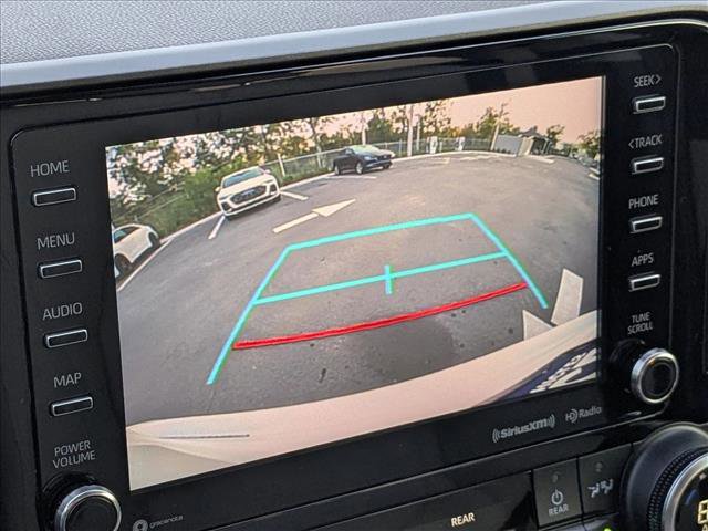 Used 2020 Toyota Highlander XLE image 12