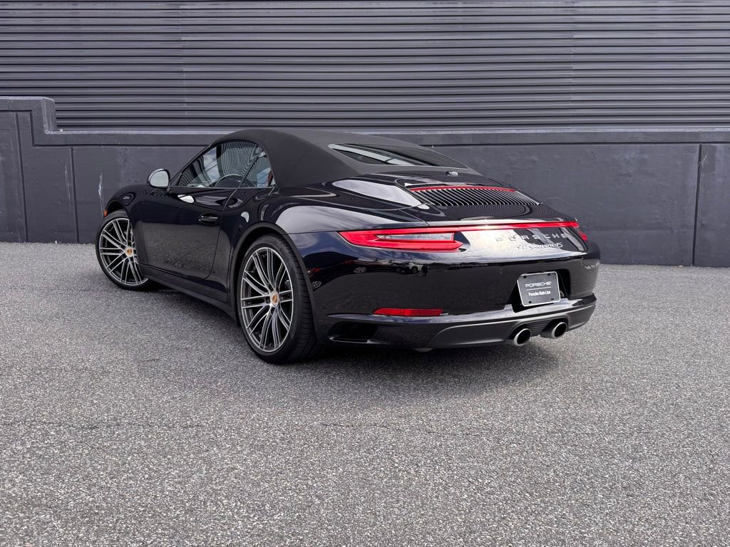 Certified 2017 Porsche 911 Carrera 4S image 3