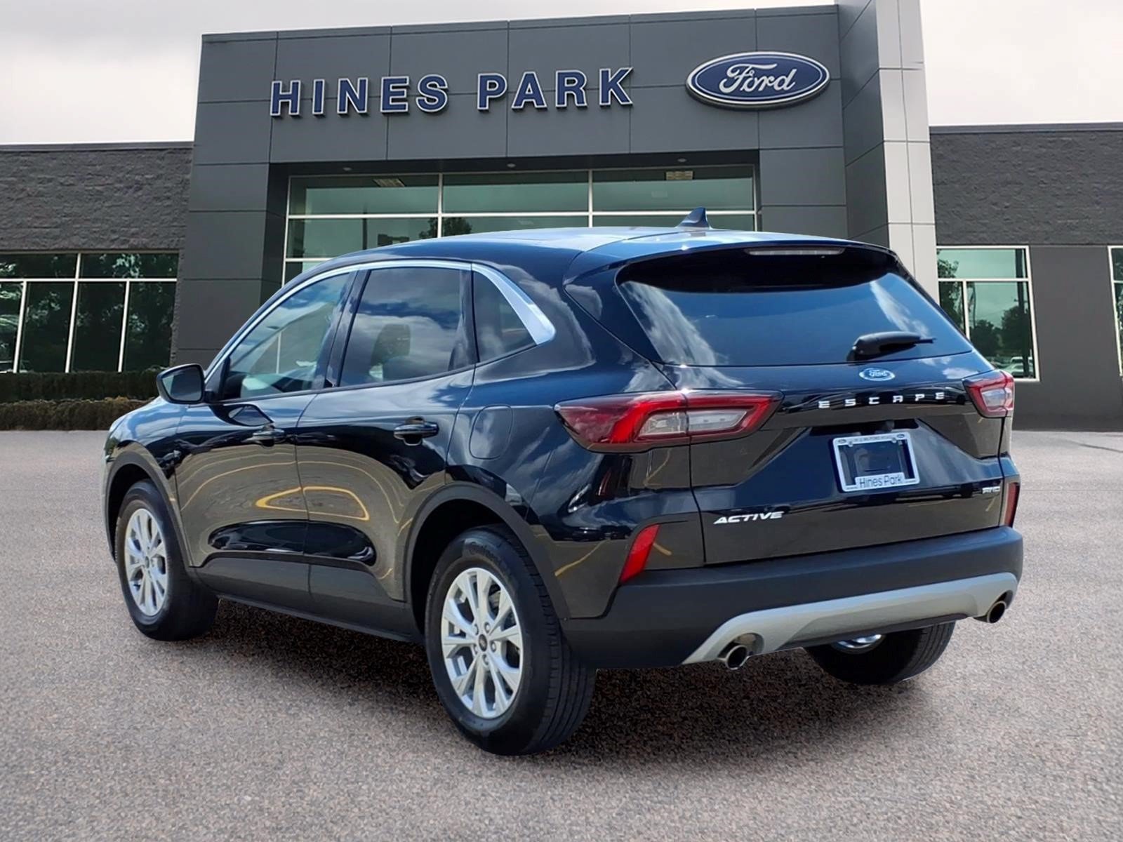 Certified 2023 Ford Escape Active AWD/4WD image 5
