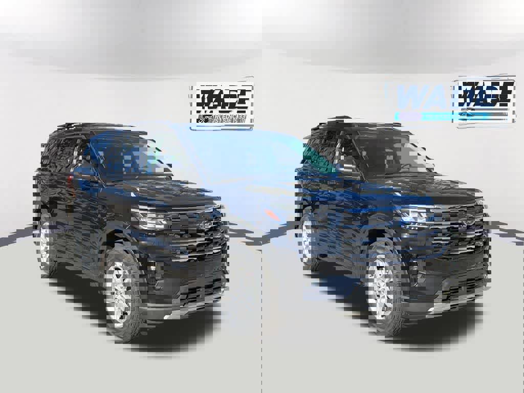 New 2026 Ford Explorer Active w/ Active Comfort Package image 3