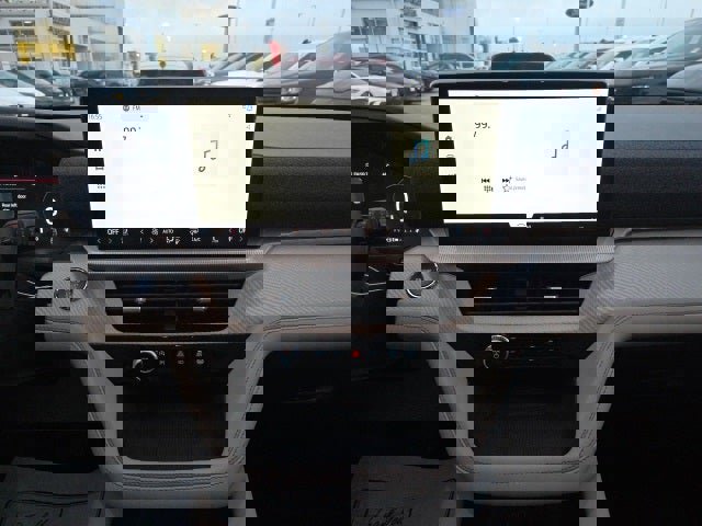 New 2026 Ford Explorer Active w/ Active Comfort Package image 15