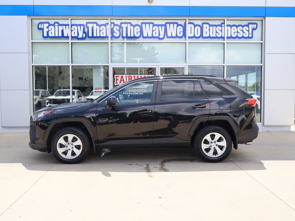 Used 2020 Toyota RAV4 LE w/ All Weather Liner Package AWD/4WD image 7
